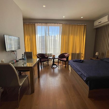 Apartment In Yerevan City Center Republic Square Self Check-In Esterno foto