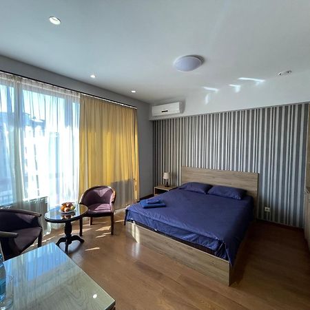 Apartment In Yerevan City Center Republic Square Self Check-In Esterno foto