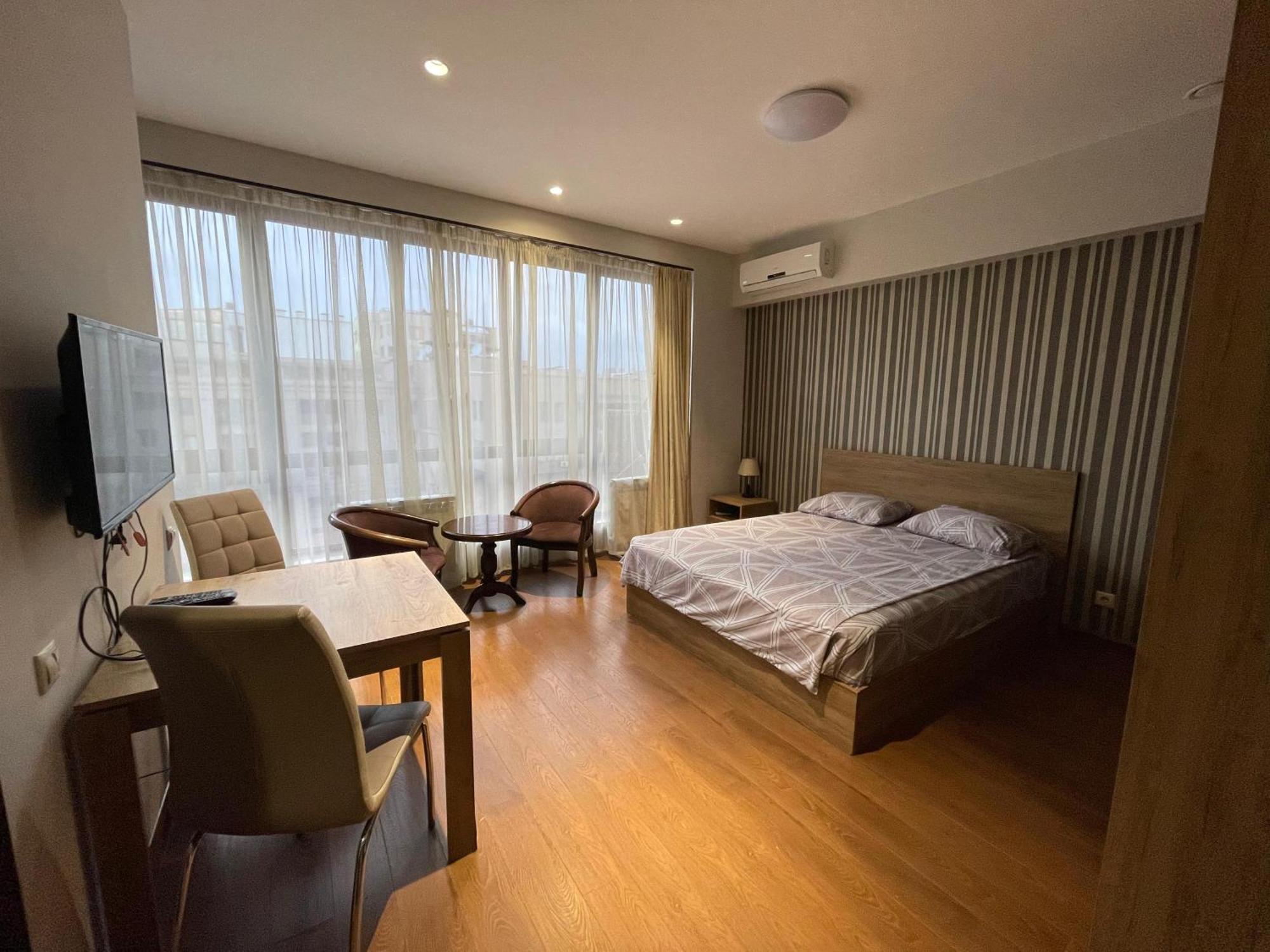 Apartment In Yerevan City Center Republic Square Self Check-In Esterno foto