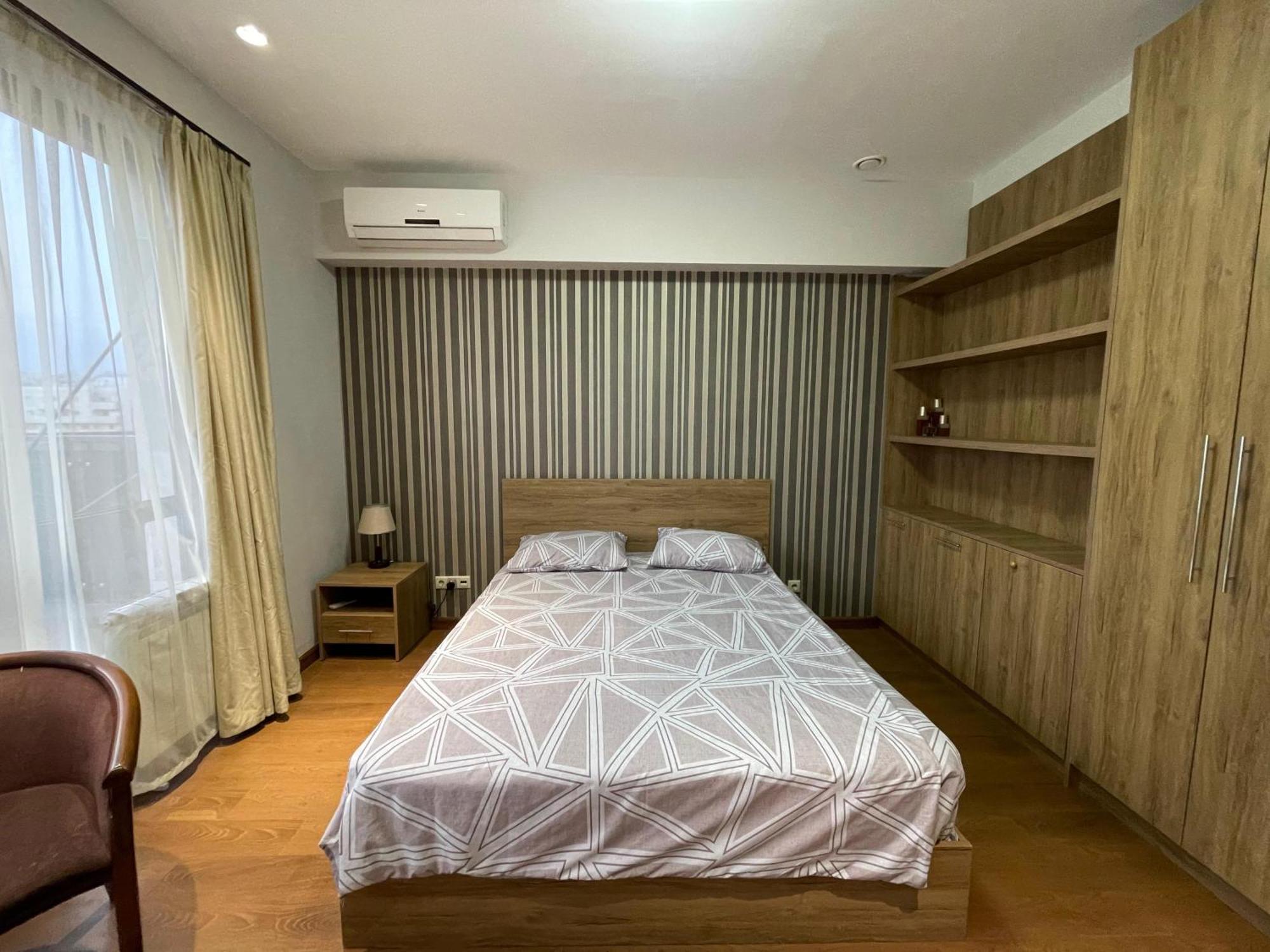 Apartment In Yerevan City Center Republic Square Self Check-In Esterno foto