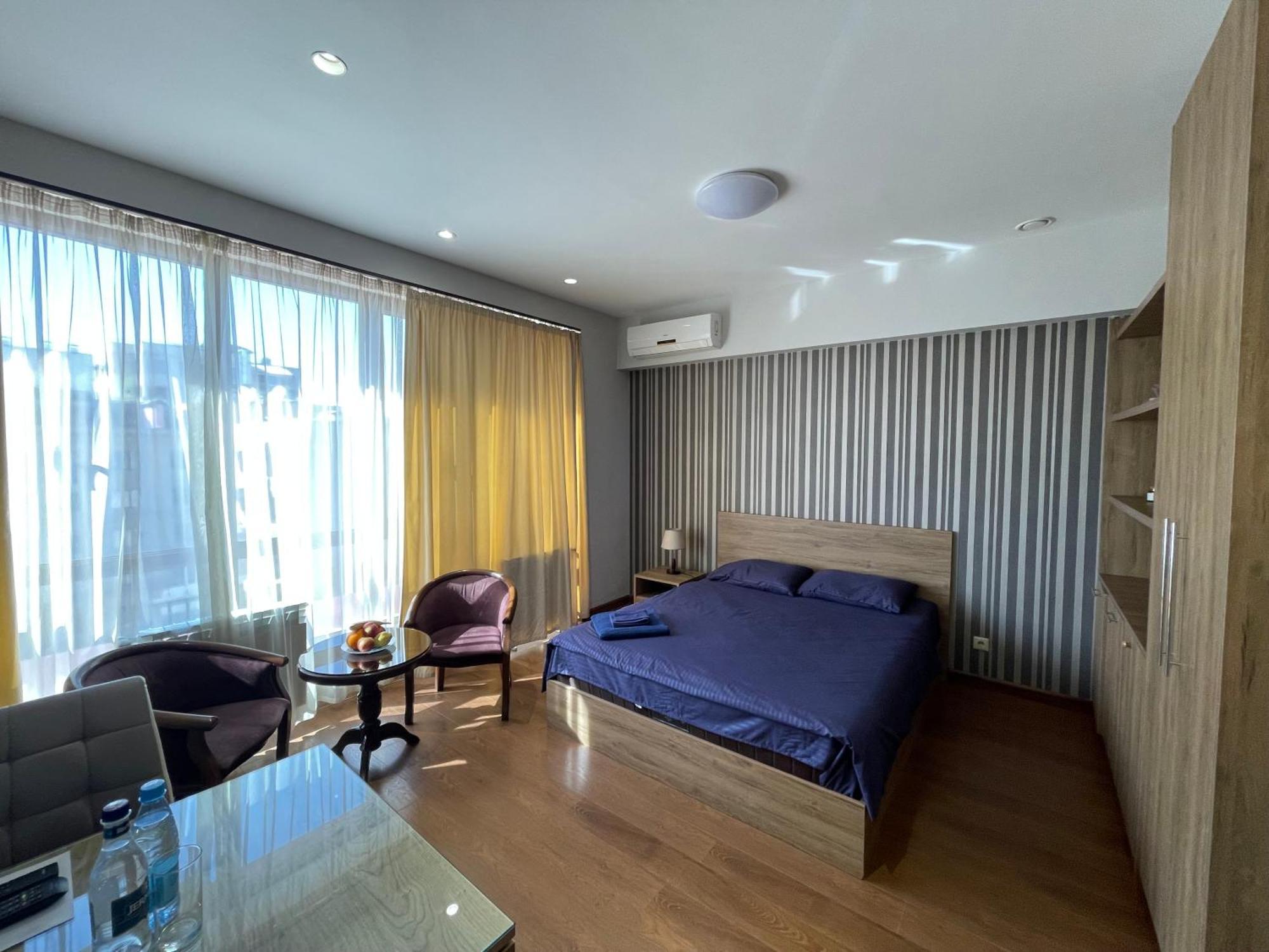 Apartment In Yerevan City Center Republic Square Self Check-In Esterno foto